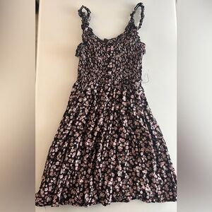 Elegant Floral Midi Dress in Black and Pink